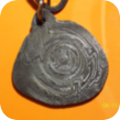 Großes Amulett